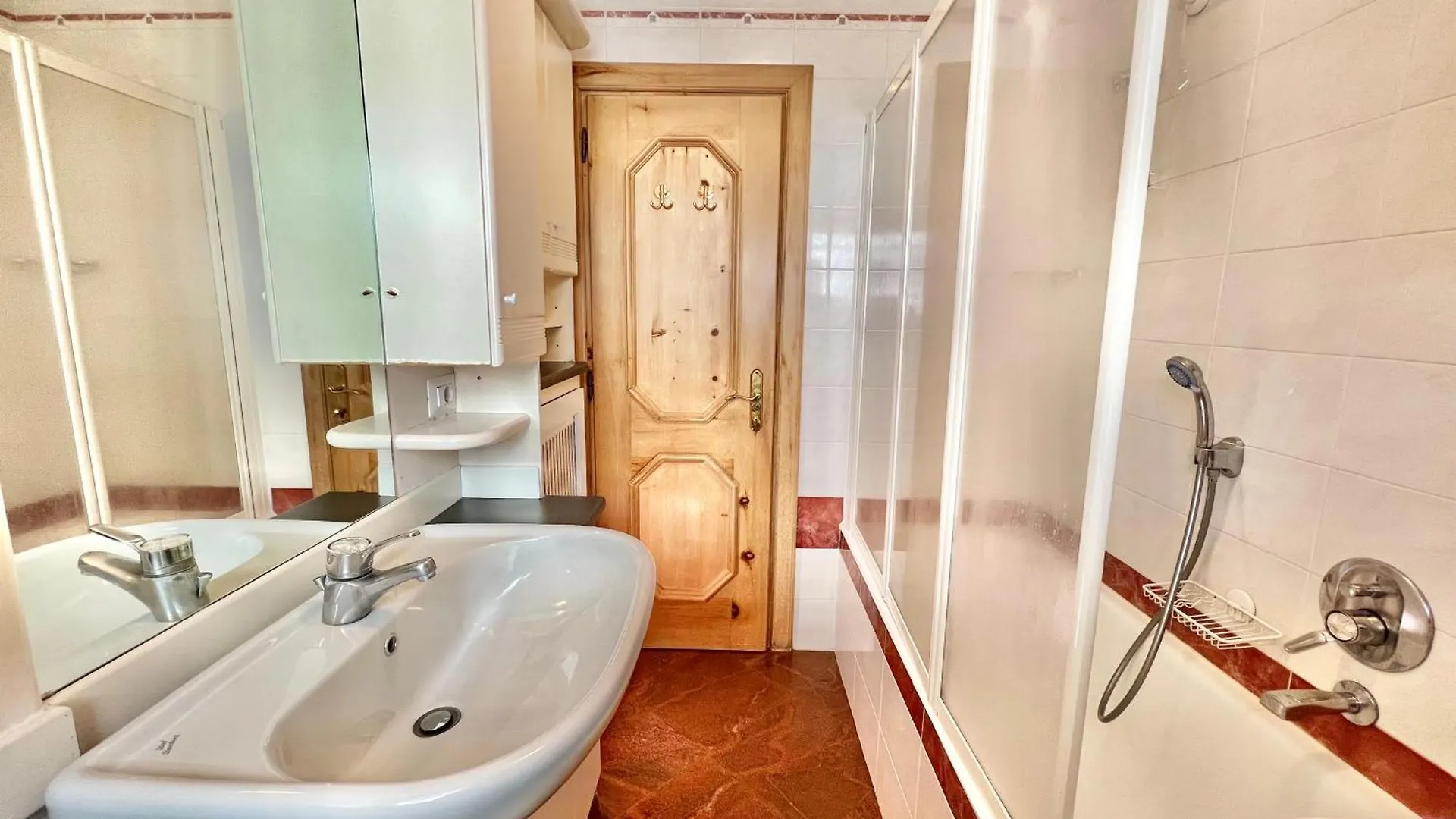 Bike&Ski Saroch Apartments Livigno 0*,
