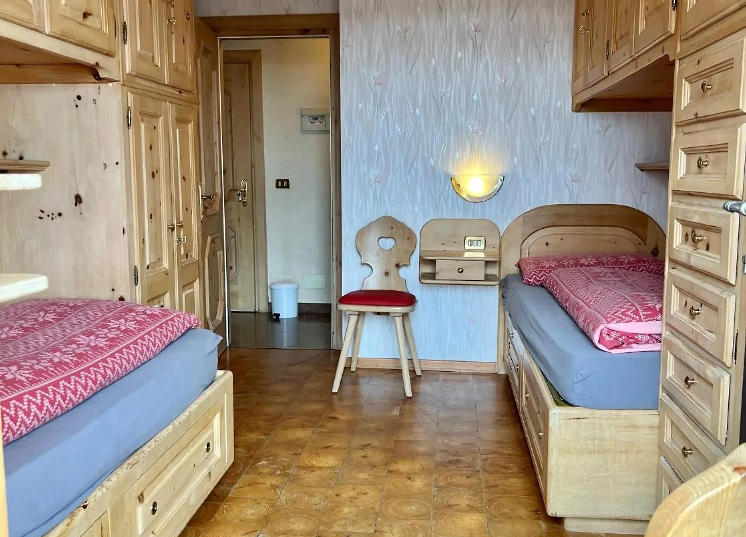 Bike&Ski Saroch Apartments Livigno 0*,  Italia